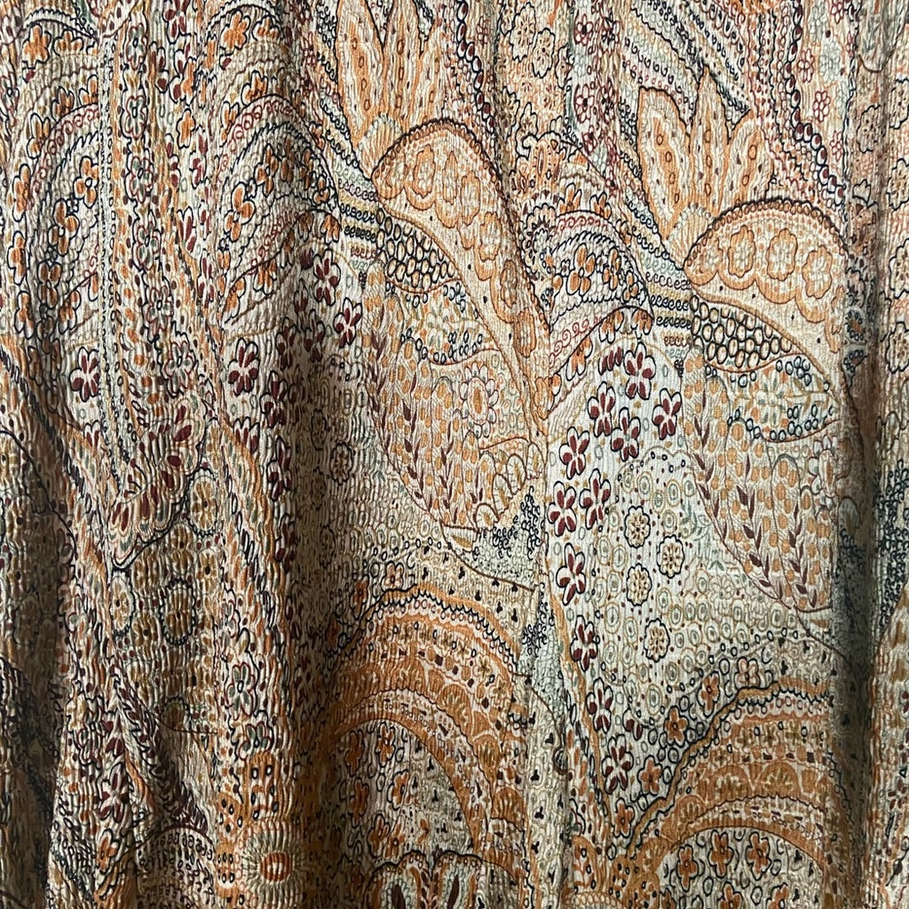 PLUS SIZE Soft Flowing Skirt Size 1X - Picture 2 of 2